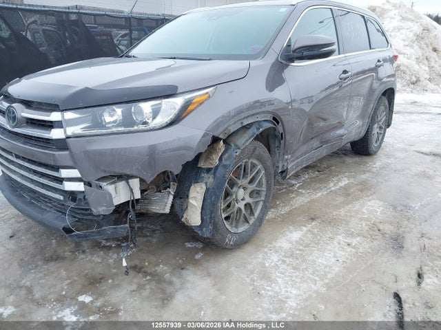 Aukcja sprzedaży 2018 Toyota Highlander Limited/ltd Platinum, vin: 5TDDZRFH0JS847138, numer aukcji: 12557939