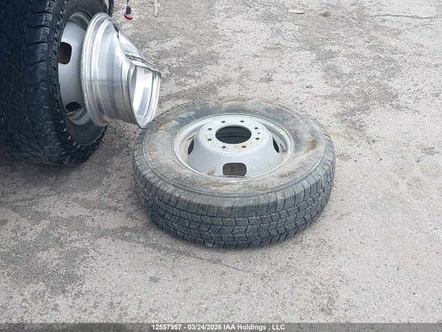 1FT8W3DT9PED81965 Ford F-350 Lariat
