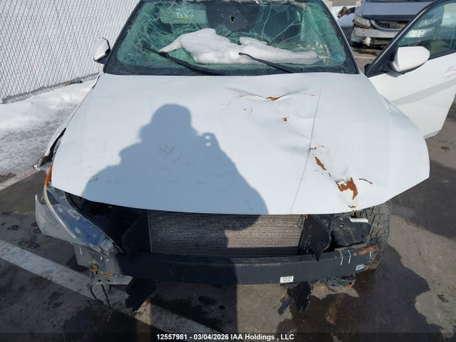 KMHLM4AG8MU114231 Hyundai Elantra Preferred Ivt