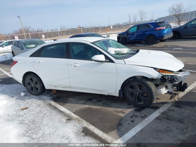 KMHLM4AG8MU114231 Hyundai Elantra Preferred Ivt