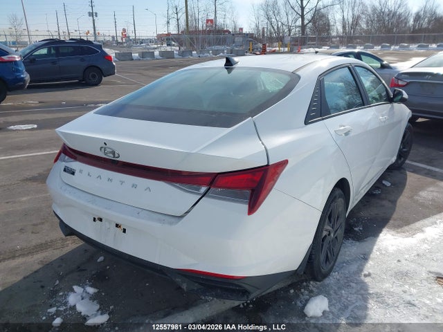 KMHLM4AG8MU114231 Hyundai Elantra Preferred Ivt