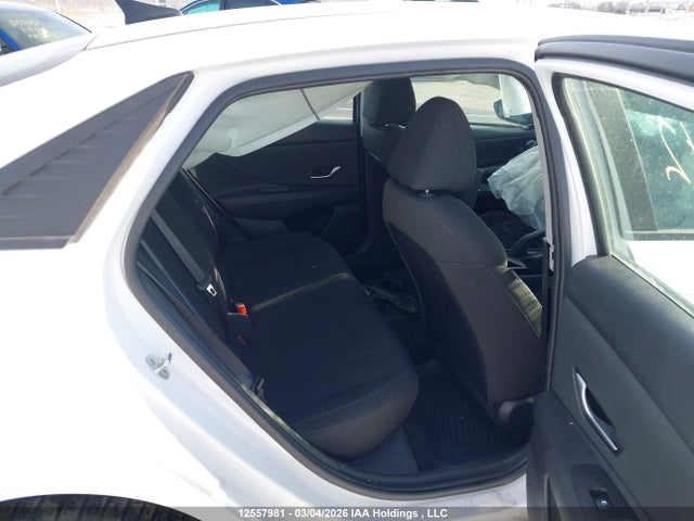 KMHLM4AG8MU114231 Hyundai Elantra Preferred Ivt