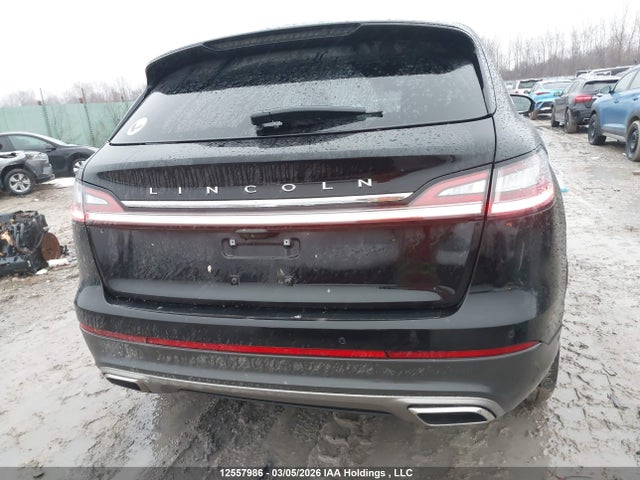 2LMPJ8KP2NBL14338 Lincoln Nautilus