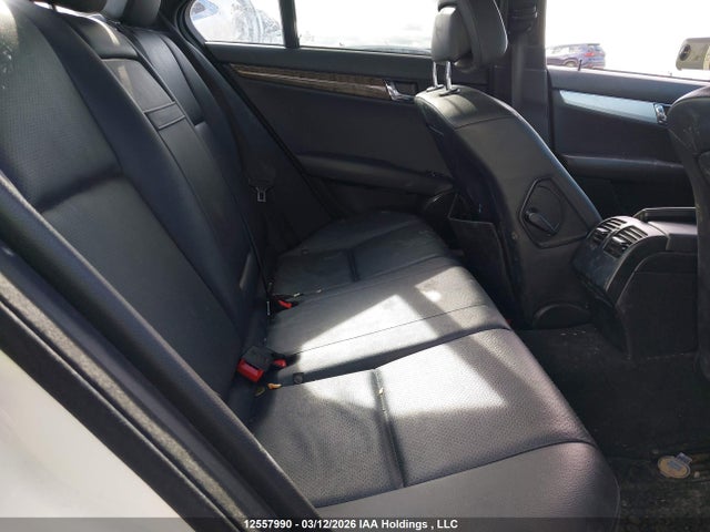 12557990 :رقم المزاد ، WDDGF81X59F228146 vin ، 2009 Mercedes-benz C 300 4matic مزاد بيع