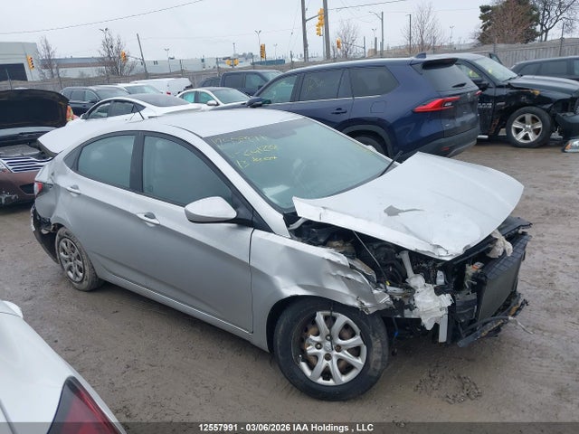 12557991 :رقم المزاد ، KMHCT4AE2DU291228 vin ، 2013 Hyundai Accent Gls/gs مزاد بيع