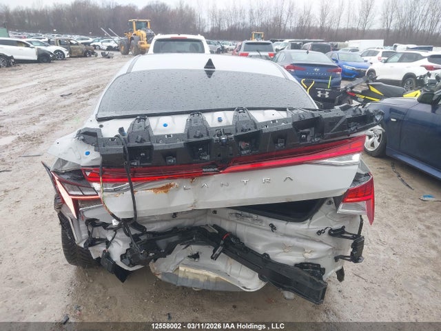2023 Hyundai Elantra Luxury Ivt With Two-tone Interior მანქანა იყიდება აუქციონზე, vin: KMHLN4AG0PU605572, აუქციონის ნომერი: 12558002