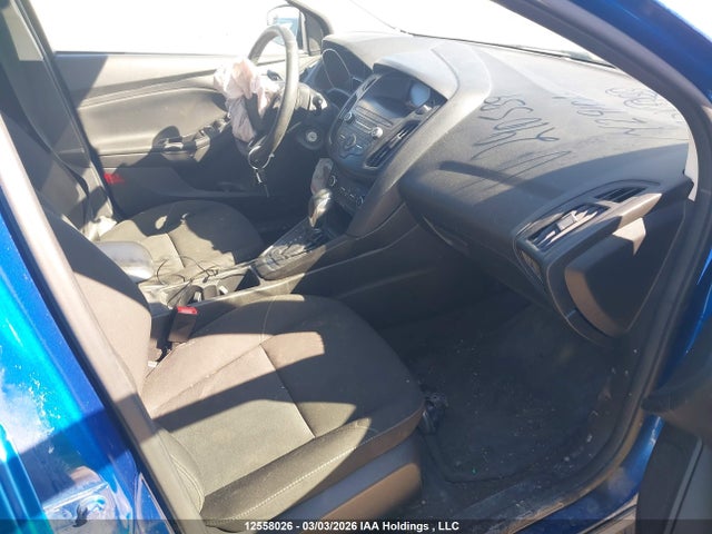 1FADP3K2XJL290539 Ford FOCUS SE