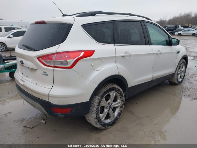 1FMCU9GX8FUA29719 Ford ESCAPE SE