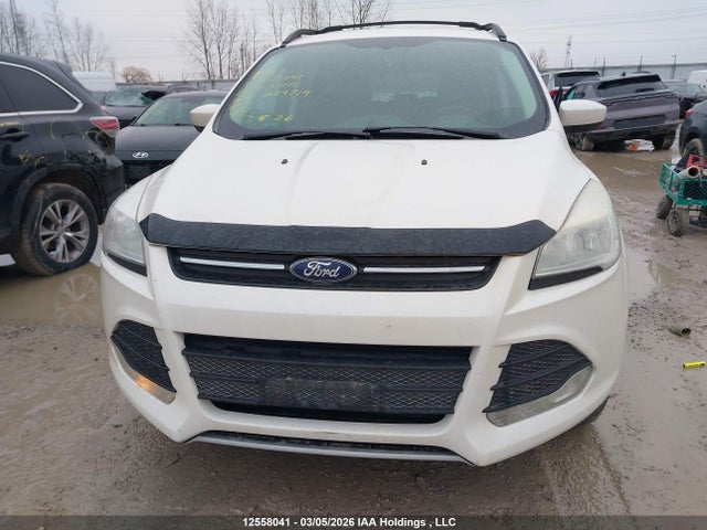1FMCU9GX8FUA29719 Ford ESCAPE SE