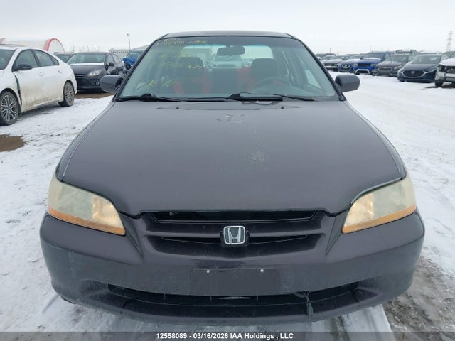 1998 Honda Accord Lx მანქანა იყიდება აუქციონზე, vin: 1HGCG5642WA800688, აუქციონის ნომერი: 12558089