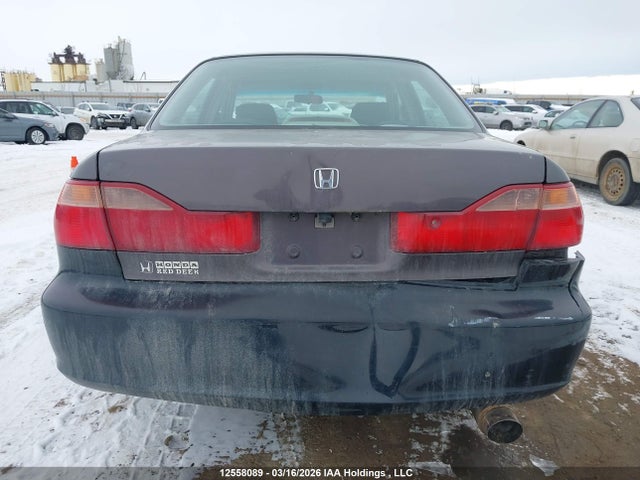 1998 Honda Accord Lx მანქანა იყიდება აუქციონზე, vin: 1HGCG5642WA800688, აუქციონის ნომერი: 12558089