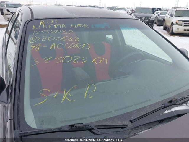 1998 Honda Accord Lx მანქანა იყიდება აუქციონზე, vin: 1HGCG5642WA800688, აუქციონის ნომერი: 12558089