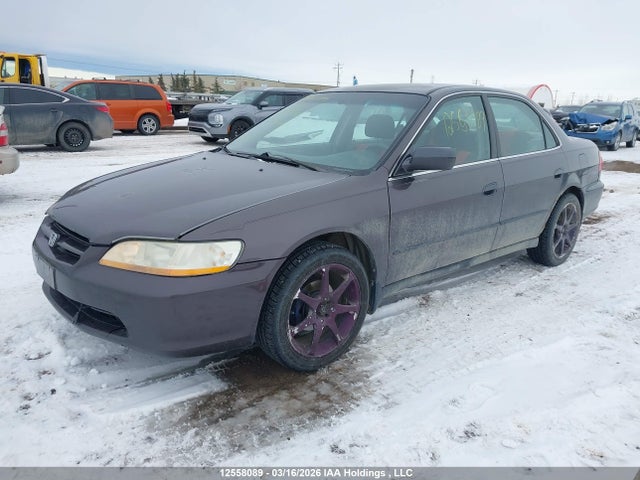 1998 Honda Accord Lx მანქანა იყიდება აუქციონზე, vin: 1HGCG5642WA800688, აუქციონის ნომერი: 12558089