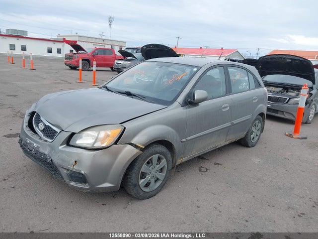 12558090 :رقم المزاد ، KNADH5B36A6620782 vin ، 2010 Kia Rio Lx/sx مزاد بيع