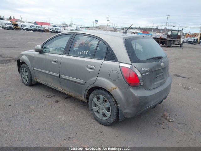 12558090 :رقم المزاد ، KNADH5B36A6620782 vin ، 2010 Kia Rio Lx/sx مزاد بيع