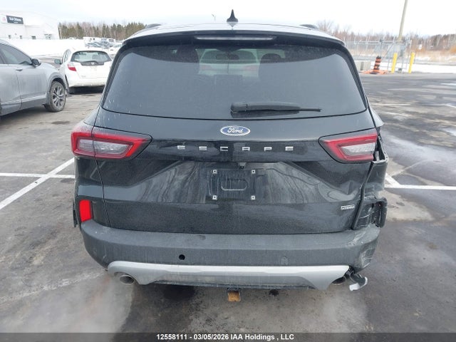 1FMCU0E17RUA48681 Ford Escape Phev