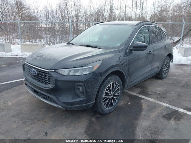 1FMCU0E17RUA48681 Ford Escape Phev