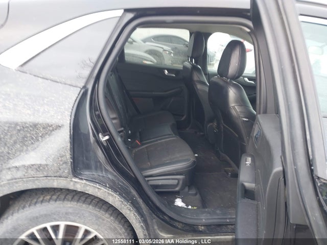 1FMCU0E17RUA48681 Ford Escape Phev