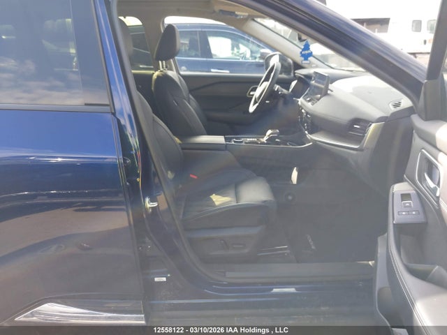 JN8BT3DD5RW452491 Nissan Rogue Platinum