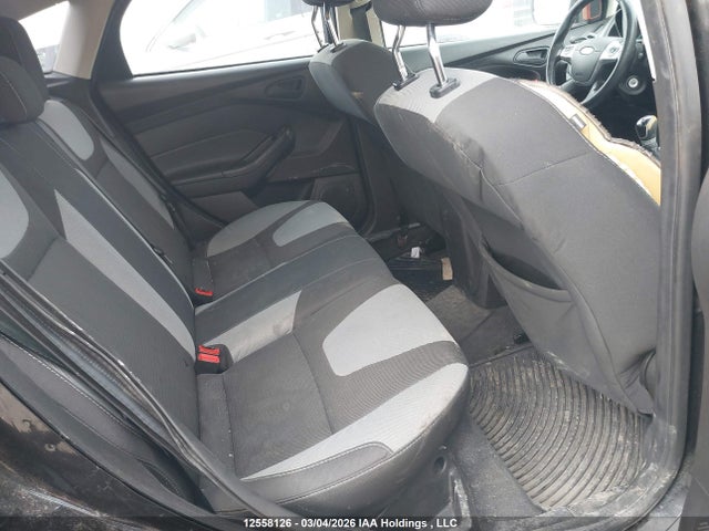 12558126 :رقم المزاد ، 1FAHP3K24CL325967 vin ، 2012 Ford Focus Se مزاد بيع