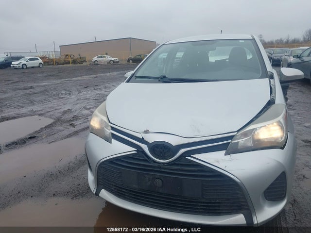 12558172 :رقم المزاد ، VNKKTUD31FA046507 vin ، 2015 Toyota Yaris مزاد بيع