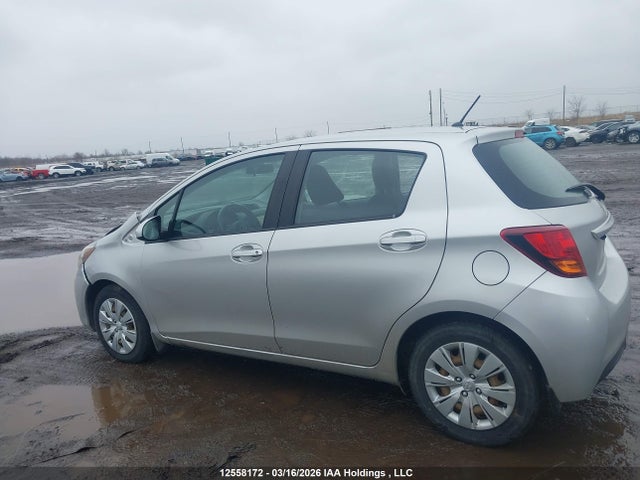 12558172 :رقم المزاد ، VNKKTUD31FA046507 vin ، 2015 Toyota Yaris مزاد بيع