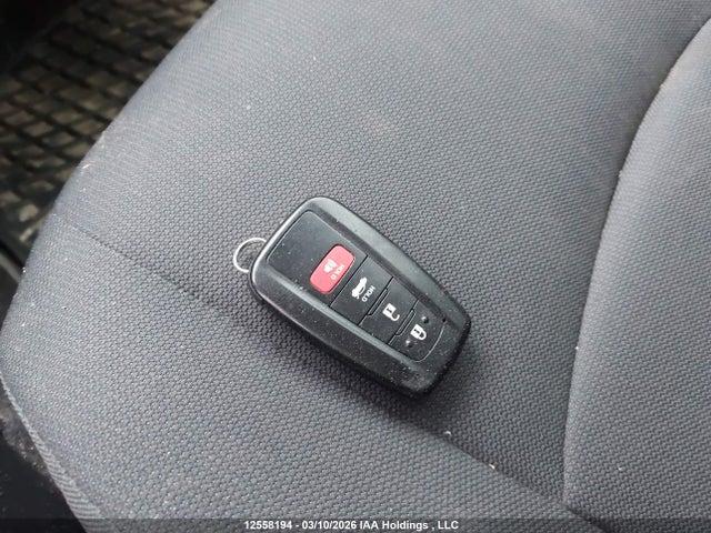 2022 Toyota Corolla მანქანა იყიდება აუქციონზე, vin: JTDBAMDE4N3001533, აუქციონის ნომერი: 12558194