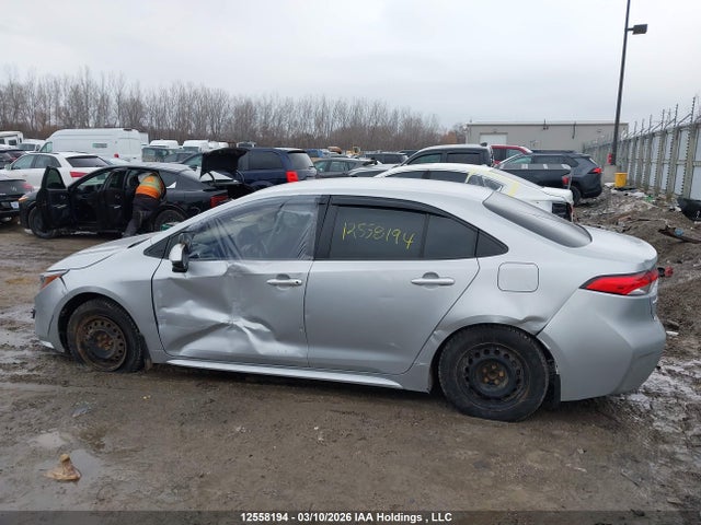 2022 Toyota Corolla მანქანა იყიდება აუქციონზე, vin: JTDBAMDE4N3001533, აუქციონის ნომერი: 12558194