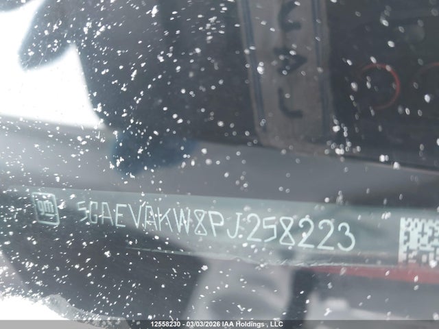 5GAEVAKW8PJ258223 Buick Enclave Essence Awd