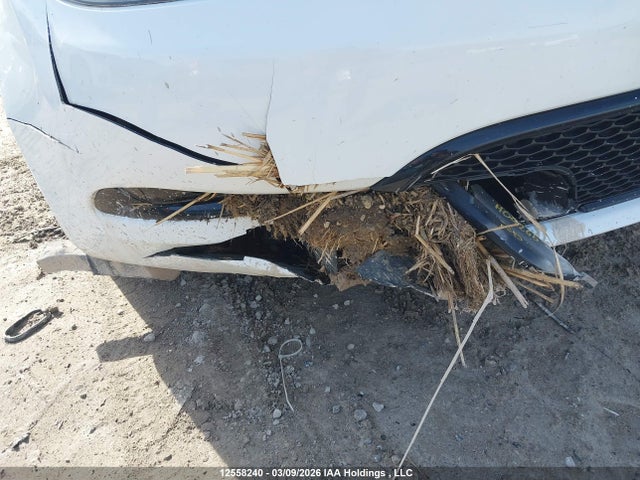 12558240 :رقم المزاد ، 1C3CCCBG1FN711898 vin ، 2015 Chrysler 200 S مزاد بيع