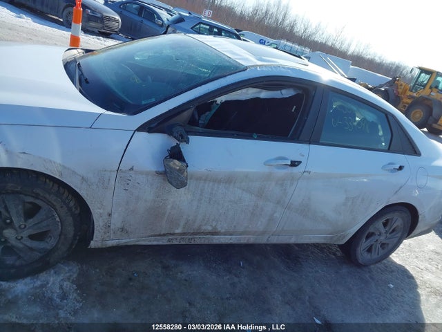KMHLM4AGXNU334598 Hyundai Elantra