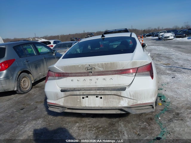 KMHLM4AGXNU334598 Hyundai Elantra