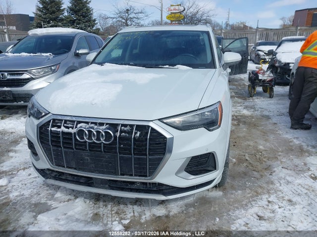 12558282 :رقم المزاد ، WA1BUCF33P1139571 vin ، 2023 Audi Q3 مزاد بيع