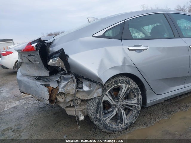 2HGFC1F90JH104001 Honda Civic Touring