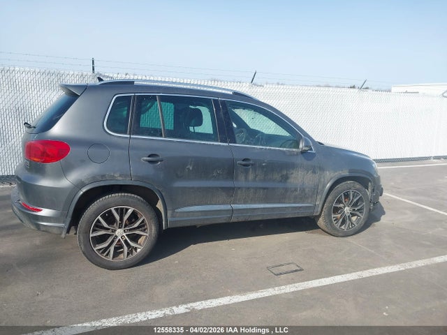 Aukcja sprzedaży 2017 Volkswagen Tiguan Highline, vin: WVGLV7AX5HK016807, numer aukcji: 12558335