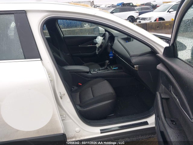 12558342 :رقم المزاد ، 3MVDMBBM0SM823592 vin ، 2025 Mazda Cx-30 Select مزاد بيع