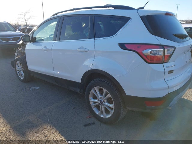 1FMCU9G91HUE59063 Ford ESCAPE SE