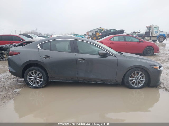 JM1BPACM1S1793833 Mazda 3 Preferred