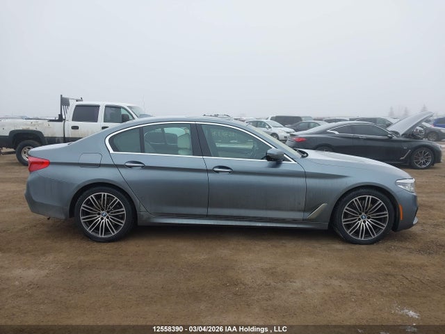 WBAJA7C35HG904880 BMW 530 XI