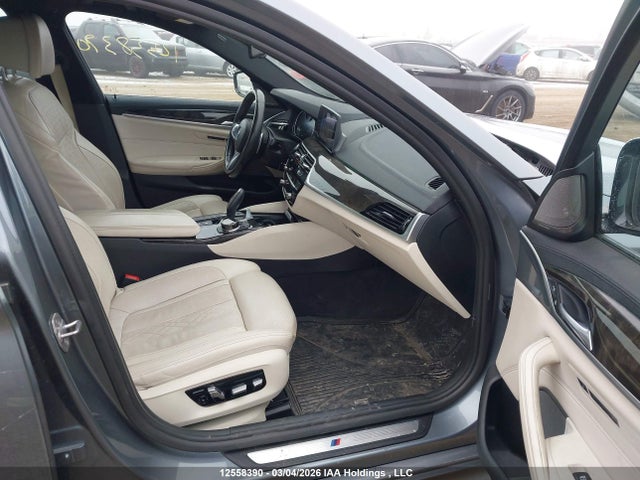 WBAJA7C35HG904880 BMW 530 XI