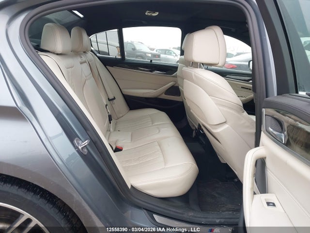 WBAJA7C35HG904880 BMW 530 XI