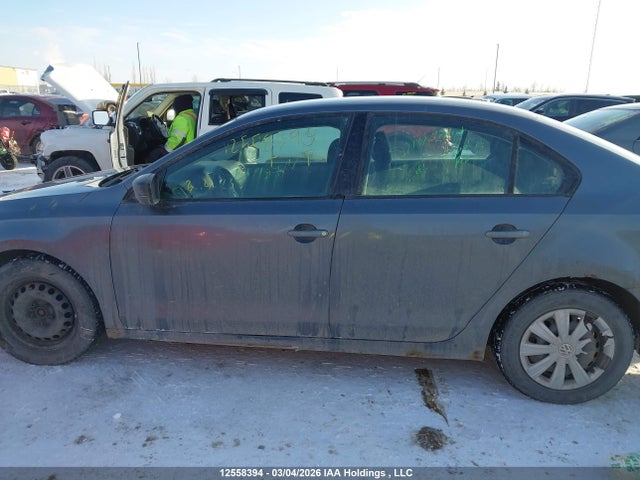 12558394 :رقم المزاد ، 3VW2K7AJXCM415408 vin ، 2012 Volkswagen Jetta S مزاد بيع