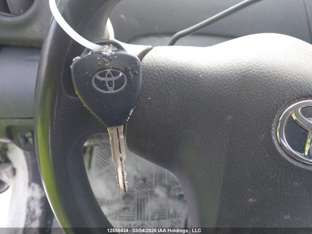 12558434 :رقم المزاد ، JTDBT4K34A1377232 vin ، 2010 Toyota Yaris مزاد بيع
