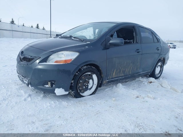 12558434 :رقم المزاد ، JTDBT4K34A1377232 vin ، 2010 Toyota Yaris مزاد بيع