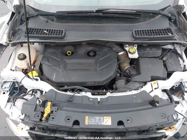 1FMCU9J91KUA48388 Ford Escape Titanium