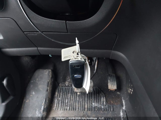1FMCU9J91KUA48388 Ford Escape Titanium