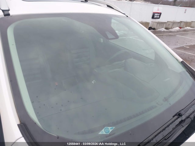 1FMCU9J91KUA48388 Ford Escape Titanium