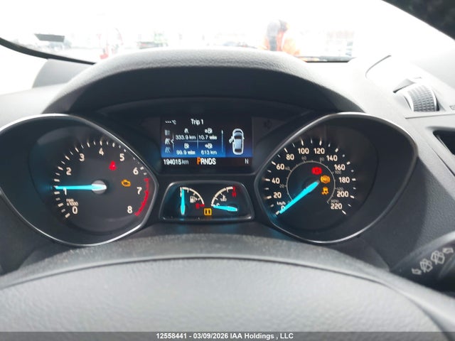 1FMCU9J91KUA48388 Ford Escape Titanium