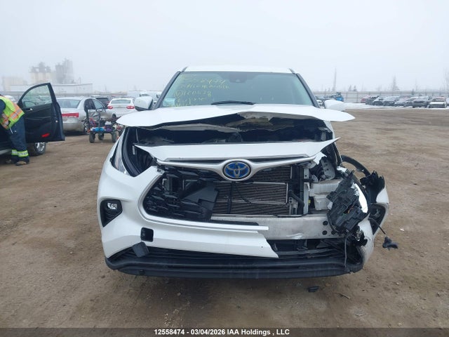 2023 Toyota Highlander Hybrid Hybrid მანქანა იყიდება აუქციონზე, vin: 5TDBBRCH1PS120678, აუქციონის ნომერი: 12558474