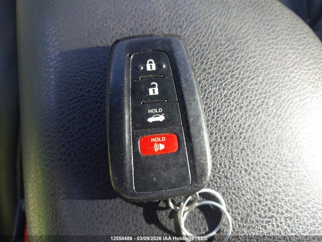 12558486 :رقم المزاد ، 4T1B21HK4JU507441 vin ، 2018 Toyota Camry Hybrid Se مزاد بيع